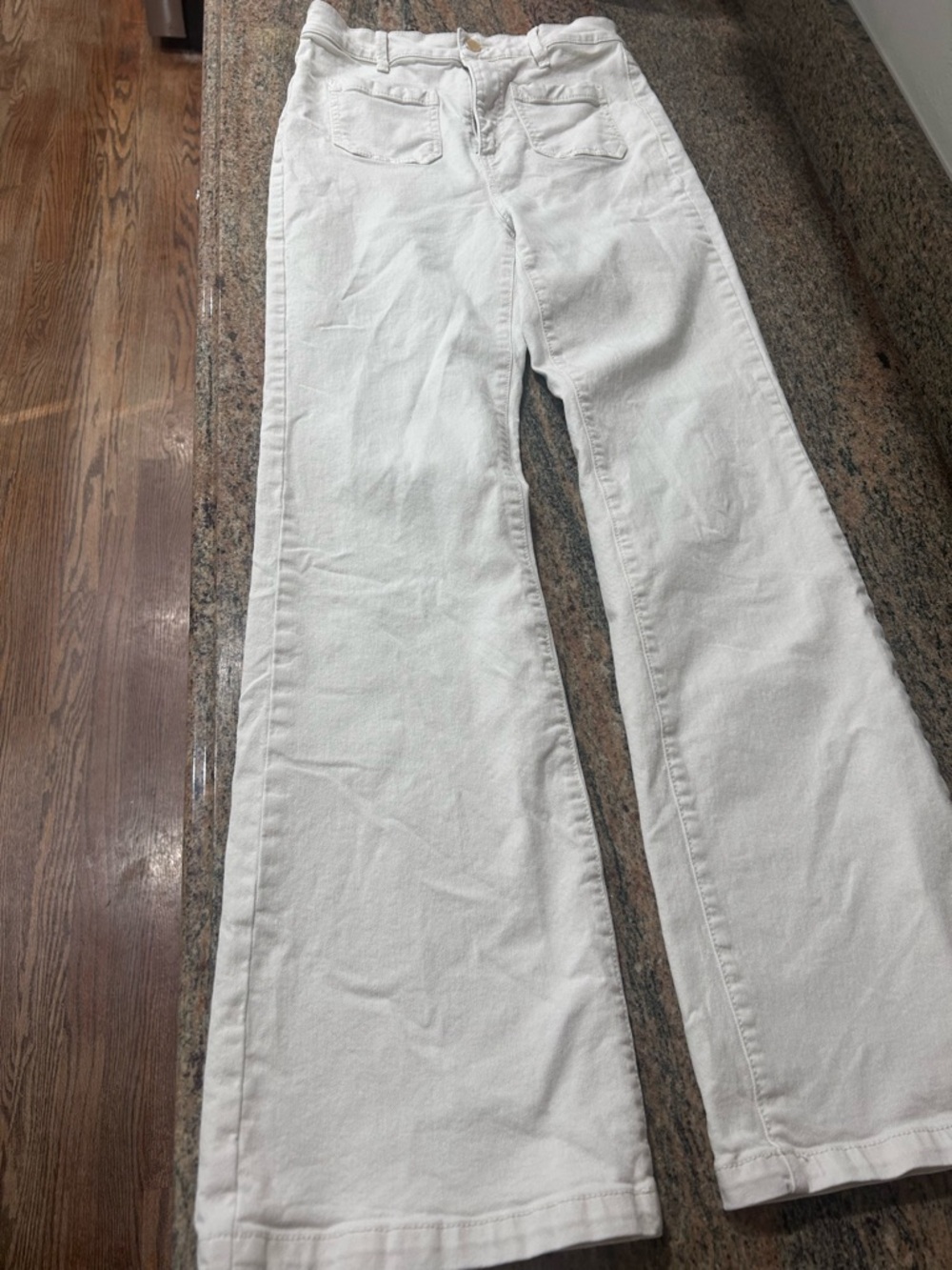 Ann Taylor Cream High Rise Straight Leg Jeans Size 4 Neutral Wide Leg Denim - Picture 2 of 6